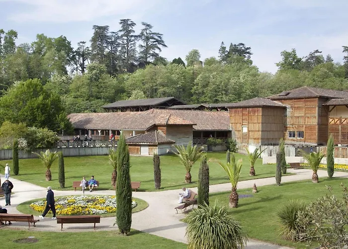 T1 Bis Avec Balcons Et Animaux Admis - Fr-1-841-67