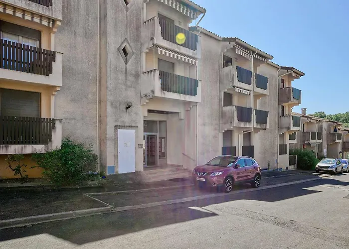 T1 Bis Avec Balcons Et Animaux Admis - Fr-1-841-67 Apartment